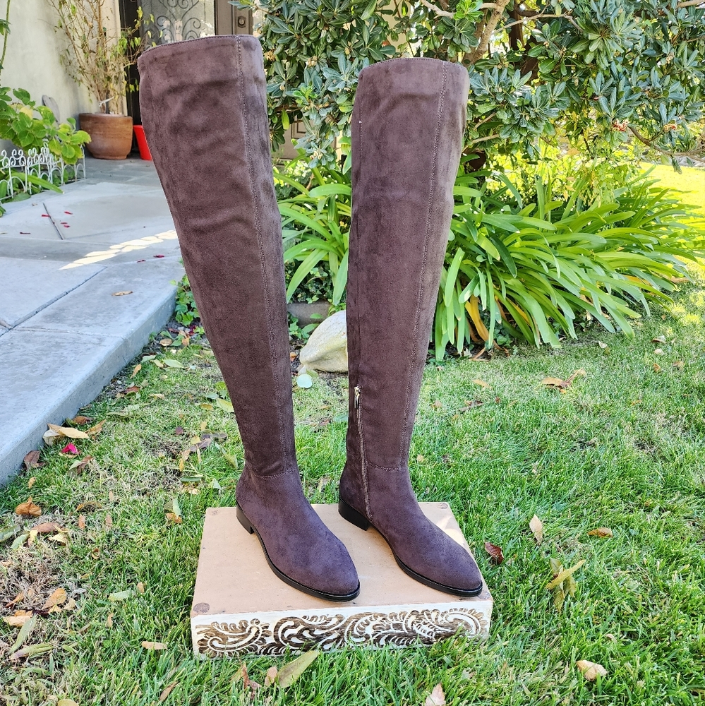 Classy Chic Fitted Vince Camuto Slate Gray Boots - Picture 6 of 8